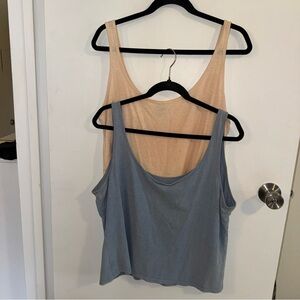 2 Patagonia Trail Harbor Tank Tops Large